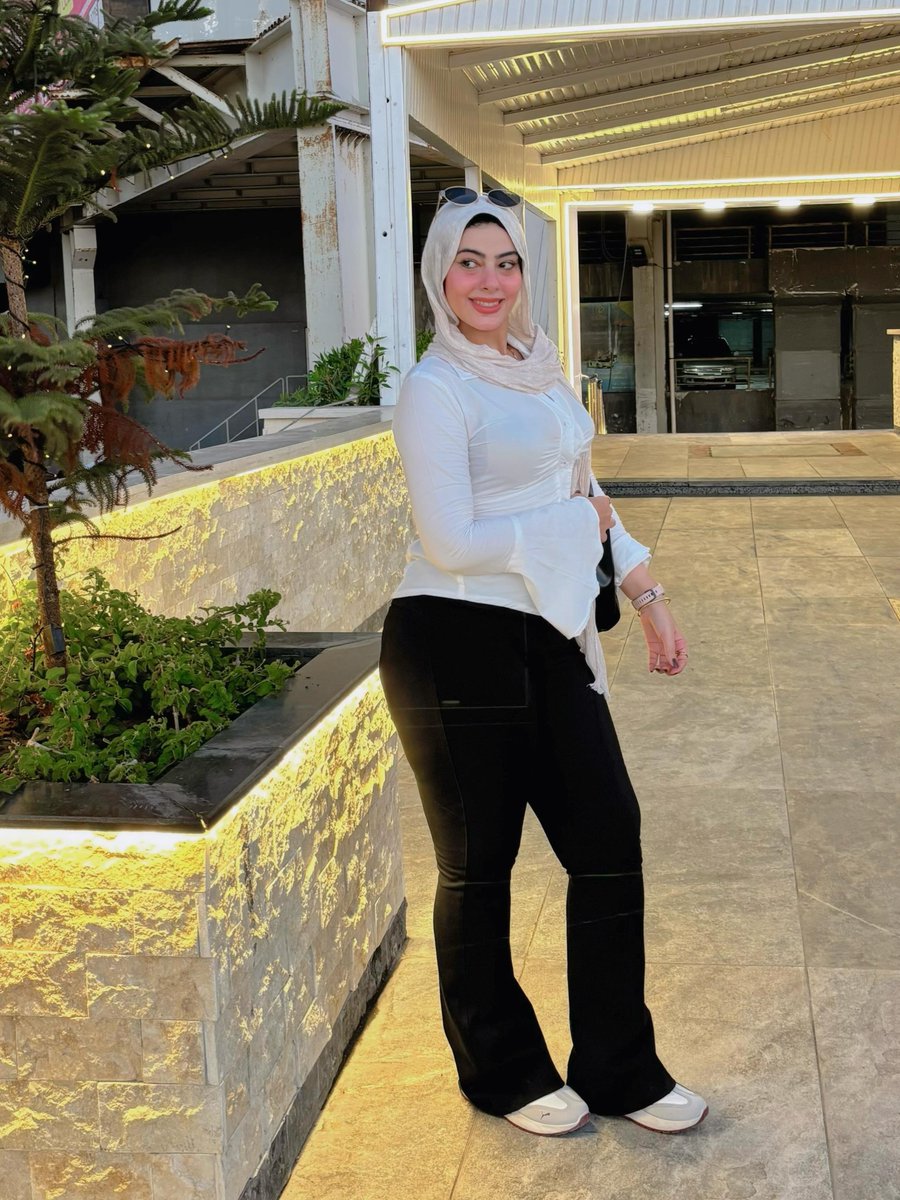 mfelo837's tweet photo. @mahere9071 مهما كنتي لابسة يا مسلمة و محتشمة عيني
بتحيب اللي تحت هدومك و ببقي شايفك
كدة،عيني بتفصل لحم بزازك و ريحتك و رج��
طيزك و هزة بزازك بمتع عيني بلحمك و بسوتك و
فخادك انتي متعة لسهوتي يا محجبة،متعة
لشهوتي و لزبري اللي مش بيهدي
بسبب
شرمكتكم،بناتكه المححبات المسلمات هم فياجرة
شهوتي https://t.co/ns5WJGroVF
