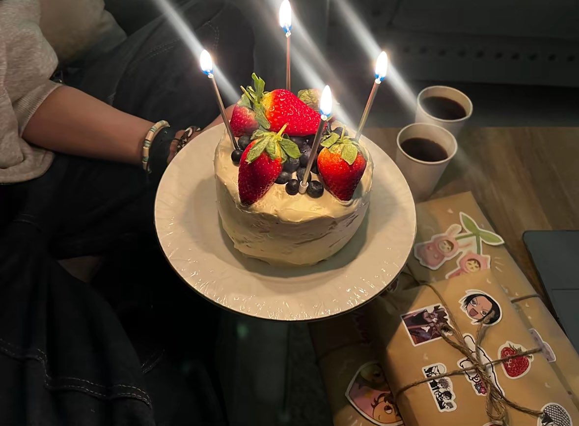 60Sky09's tweet photo. Happy birthday to you my love https://t.co/m6UfPltsI8