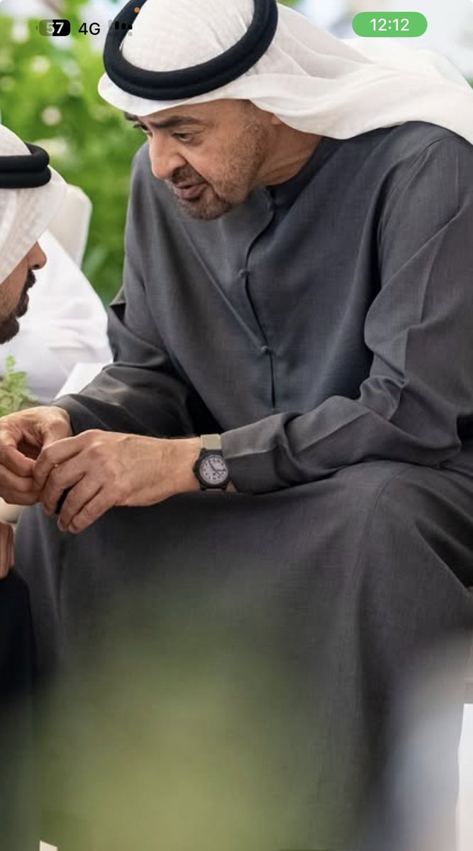 aduae33's tweet photo. سمو الشيخ محمد بن زايد ال نهيان رئيس الدولة حفظه الله
يرتدي اصدار خاص من ساعة نونسير براند بحريني 🇧🇭
الحجم: ٤٠ مم
المحرك: ميوتا
القالب: كاربون تيك
احتياطي الطاقة: بطارية
الوظائف: لا يوجد
السعر: لم يعلن
@MohamedBinZayed https://t.co/HDD24r099h