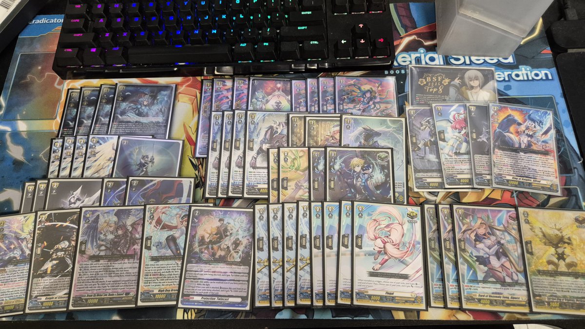 TobyTCG's tweet photo. BSF Teams Sydney 4th Place

Been a while, Vanguard. Kept it simple with ol' faithful Royals.
After abysmal OT variance 0-2 drop day 1, had to work to carry day 2.

Thanks to @thederickdao &amp; @VGVanGalla for teaming and WCC overall for the motivator haha.

#VGTopDecks https://t.co/YoAlMcn7tr