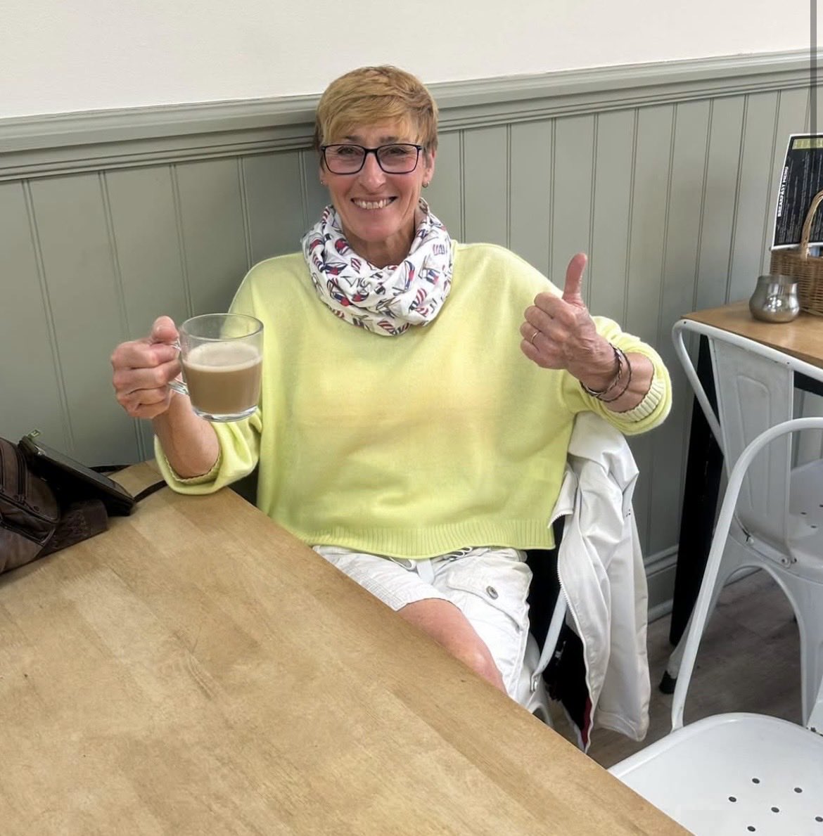 BritishBitch45's tweet photo. ‘Kayak Joy’ is famous ☺️ #Eastney #Portsmouth #KayakJoy @RealDannyTommo 

Village Bakery, Waterlooville. https://t.co/HKlK5QpMKL
