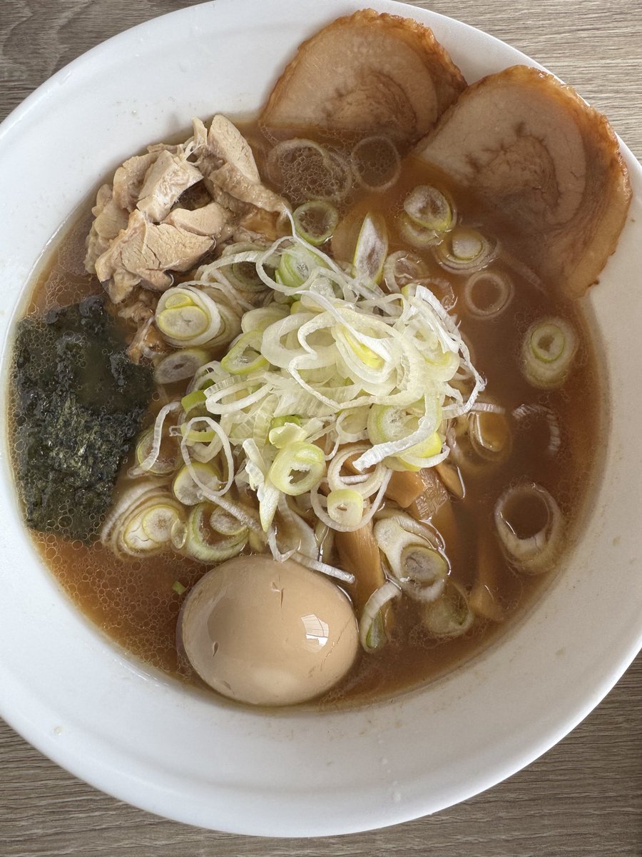 mcmc304's tweet photo. いつかの夫ラーメン🍜
仕事が在宅じゃなくなってお昼に熱々の作ってもらうこともなくなりちょっと悲しい🥹
お弁当はほぼ毎日作ってくれるから本当に感謝している🥺🫶 https://t.co/3AE2QETxCl
