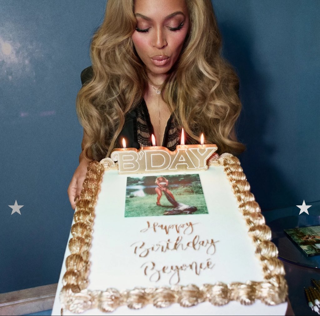 BuzzTalkonX's tweet photo. 🚨 BEYHIVE ALERT!!!‼️ 

Following the release of Beyoncé’s “B’DAY 20TH ANNIVERSARY EDITION” the album is now predicted to re-enter the Billboard 200 at a position of #6 with over 39K sales.

We now have a record to beat, the highest re-entry ever off an anniversary album edition release peaked at No #3 

(The Beatles, Sgt. Pepper 50th, 2017).

US HIVE!! We need you now more than ever to get B’DAY to a re-entry position of top 2.
For this feat we would need approximately 27K more units. 

US Hive spread the word to other US Beyhive Members.
Everyone needs to buy the original B’DAY album and the anniversary edition on iTunes and dedicate the next 4 days to streaming the album on Spotify, Amazon Music and Apple Music.