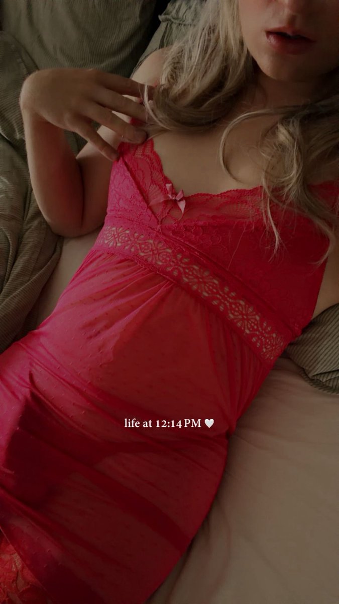 sissyslutcaylee's tweet photo. Going for sissy Sabrina ❤️

#sissy #femboy #sissyboy #feminization https://t.co/PUG0LEnhh1