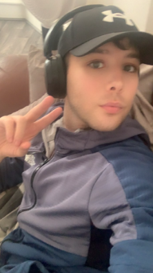 Sulakeville2's tweet photo. this autistic pdf dumbfuck follows a young girl around recording her, you can clearly see her mom next to her. After he was caught he tried to lie it was his own daughter..#savethekids https://t.co/WixAc53Rdp