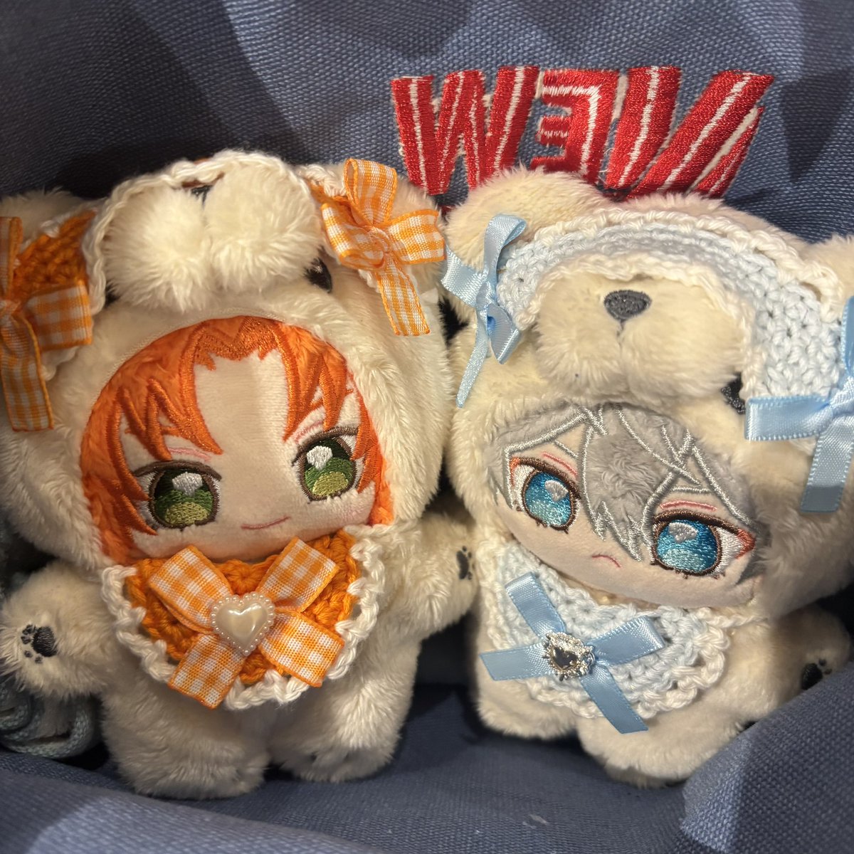 _uchusenya's tweet photo. 今日は仕事終わりにカフェ行くから連れてきたよ🧡🩵
かわいいねえ～がんばるね(ᐢ👍🏻> ̫ <ᐢ)👍🏻 https://t.co/F2ACQe73OZ