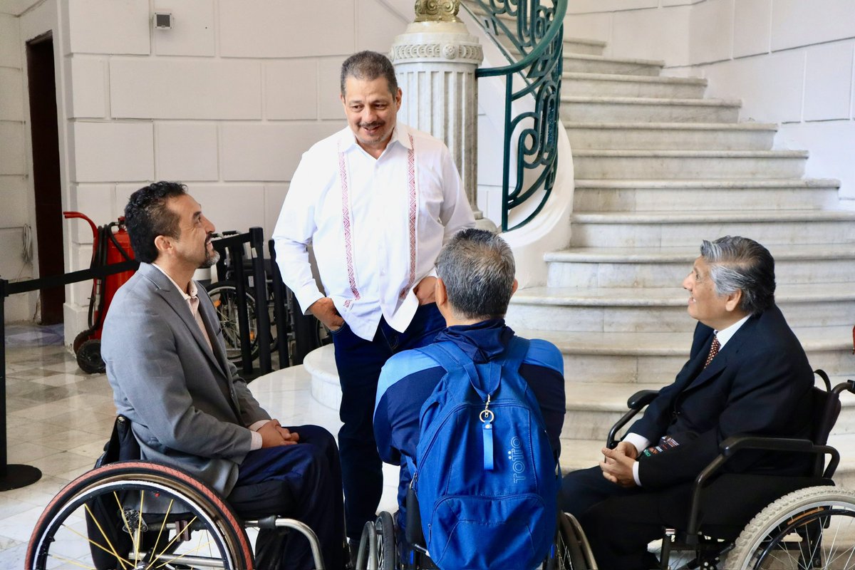 ErnestoVCPT's tweet photo. El día de hoy suscribí un paquete de iniciativas y puntos de acuerdo promovidos por mi compañera, la Diputada @jguerreromaya en favor de las personas con discapacidad en la Ciudad de México.

Estas propuestas son resultado del parlamento impulsado por la Diputada Jannete Guerrero Maya y representan un paso necesario para seguir construyendo una ciudad más accesible, incluyente y con igualdad de derechos. ♿️
#DipErnestoVillarreal #PT #CongresoCDMX