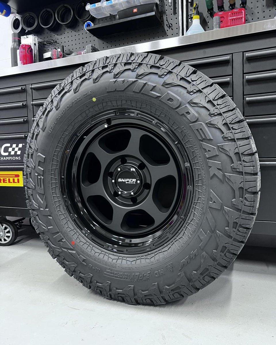 torresjeffrey06's tweet photo. Sniper Wheels Frontline’s 
Load rated to 1600kg 
Matte Black face with Gloss Black lip 
17x9 / +15 Offset / 6x139. 7 PCD 
Falken WildPeak AT4W 126S 
285/70R17 
$3, 000 https://t.co/FQIDQeYDYO