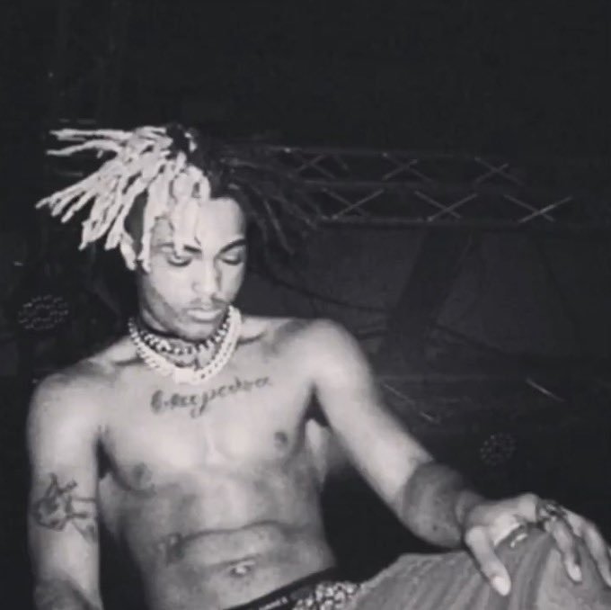 Ahiru30999's tweet photo. Day 20 of asking Fortnite to add XXXTENTACION in the game #Fortnite #xxxtentacion
@Fortnite @cunningham___ @TimSweeneyEpic @FNFestival https://t.co/qYdmh89Rhy