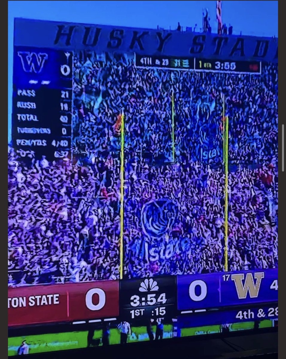 CFBChuckk's tweet photo. NBC is a terrible network for many reasons (can we see a damn replay?) but the whole spiel about how their clock is always synced perfectly when it clearly isn’t…. Incredibly annoying https://t.co/kUIXcSwkYv