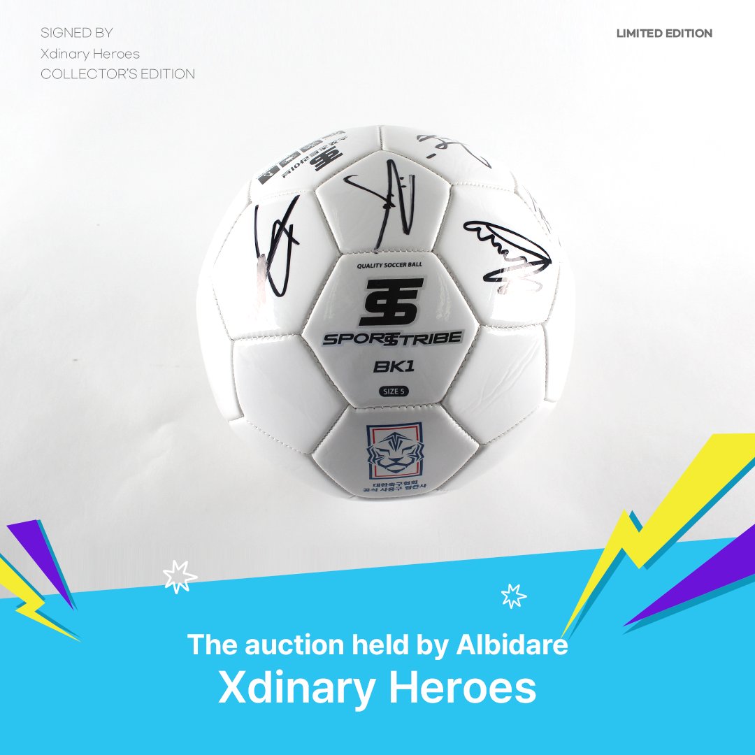 albireo_mobile's tweet photo. 알비레오 스타 사인물품 자선경매 이벤트 진행중

경매품: #엑디즈 (Xdinary Heros) 단체-친필사인 축구공

📌Detail info
본 경매물품은 인쇄된 물품이 아닌 #엑스디너리히어로즈 멤버들이 직접 친필사인하여 경매물품으로 기증하였습니다.

COLOR: WHITE
MODEL: 스포츠트라이브 STBK1-5W
SIZE: 5호
재질: 합성피혁

지금 알비레오에서 K-POP 인기 스타들의 자선경매 이벤트가 진행되고 있습니다.
경매 수익금은 소외계층 지원 사업에 기부될 예정이오니, 많은 참여와 관심 부탁 드립니다.

최애가 직접 남긴 특별한 흔적, 1P부터 참여가능

https://t.co/S4gGS2yYHB

#XdinaryHeroes #정수 #가온 #Ode #JunHan #주연 #Villains #빌런즈 #알비레오 #자선경매