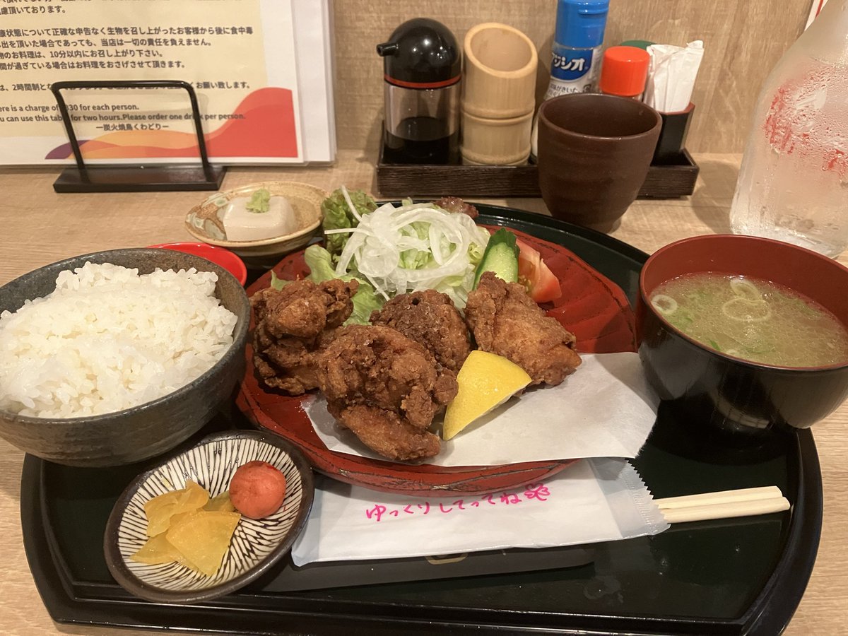 runeosaka's tweet photo. 唐の詩人・王維「九月九日憶山東兄弟」

独在異郷為異客
毎逢佳節倍思親
遥知兄弟登高処
遍挿茱萸少一人

この時17歳。若いころから才能が開花しています。
中の人もきっと若いので、才能はこれから開花します。
一緒に才能を磨きましょう。
まずはオープンキャンパスから。  

そして今日のランチ。 https://t.co/bZMwk2gnPP