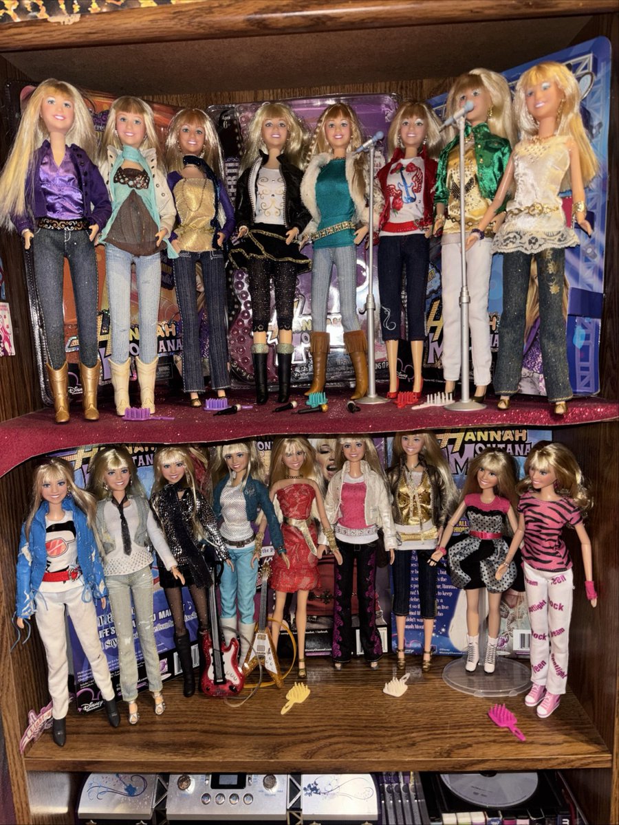 iamabiotch08's tweet photo. My Hannah Montana doll collection so far 😩💕 https://t.co/OauPLQa1dy