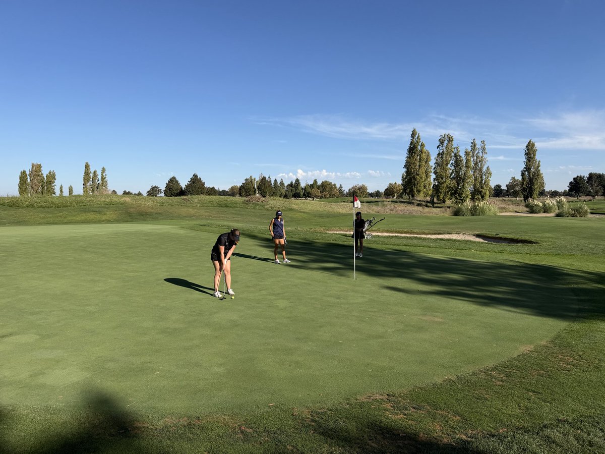 BCHSGirlsGolf's tweet photo. More pictures from today’s action at The Reserve at Spanos Park https://t.co/TX3qqQ0gZI