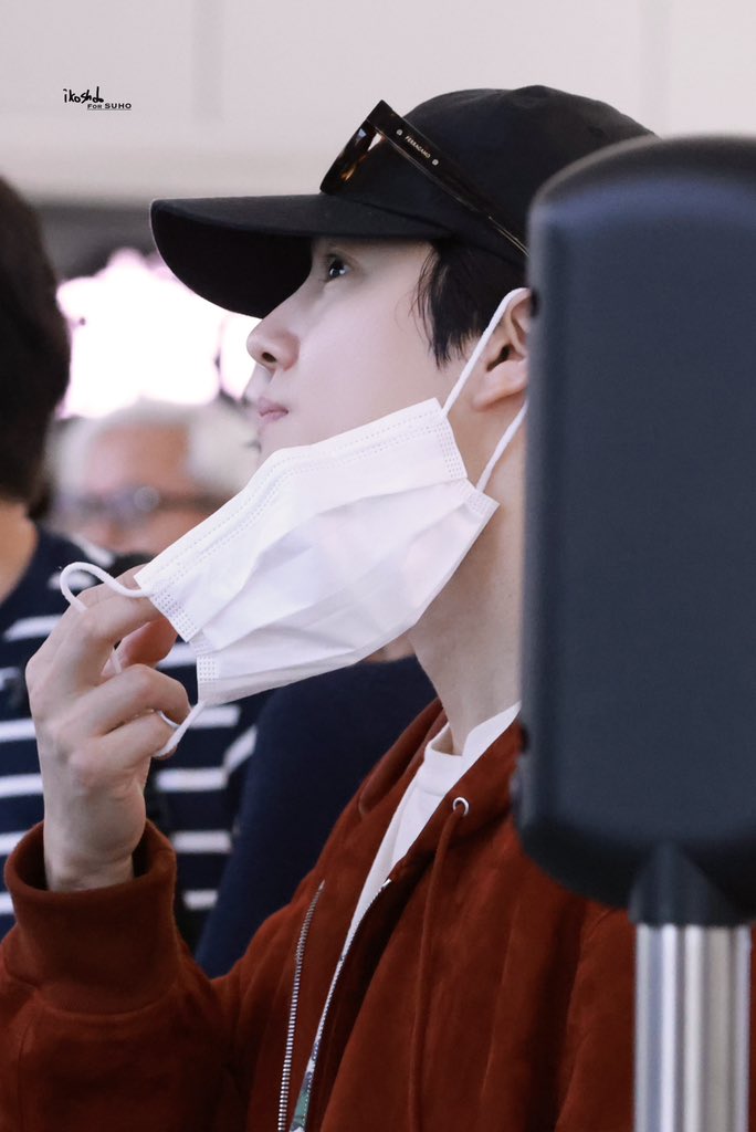 ikoshdo_522's tweet photo. 260909 HKG
#SUHO #수호 #준면 #スホ 
#金俊勉 #EXO @weareoneEXO https://t.co/VnhePmGLRG