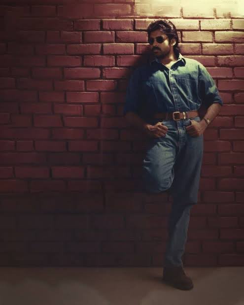 Orangereddy287's tweet photo. Prompt ichina e range looks maintain cheyatam evani valla kadhu 🥵🔥 https://t.co/V7TmYoGr1N