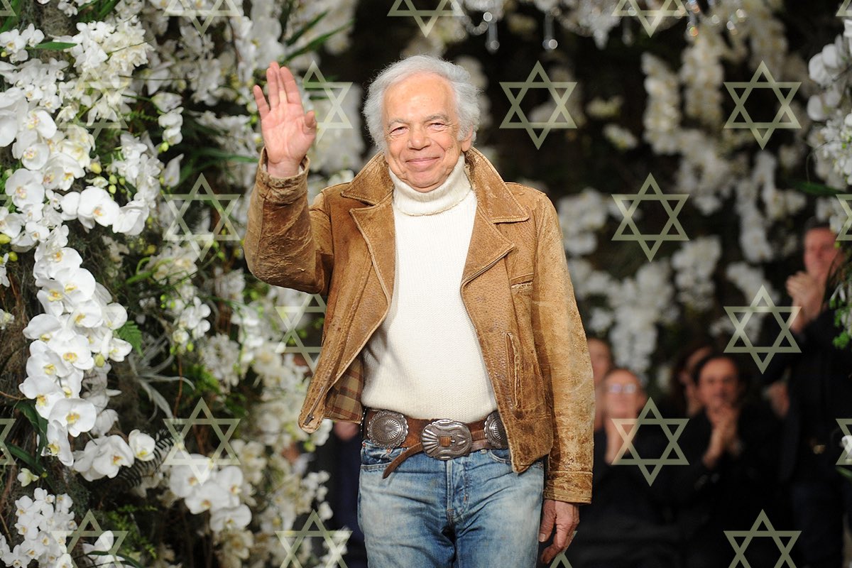 EniorJimenez's tweet photo. Su nombre de pila es Ralph Lifschitz, hijo de inmigrantes ashkenazíes, se educó en la Academia Talmúdica Marsha Stern como judío ortodoxo.

Anglicizó su nombre a Ralph Lauren, (aunque conservó su fe judía) y ahora es un icono de la ropa blanca de estilo «preppy».

Se presentan como blancos, pero en realidad son judíos: subvierten la cultura cristiana occidental desde dentro. Los verás en todos los ámbitos de la vida pública y cívica.

Y ni te atrevas a nombrarlos: después no consigues empleo.