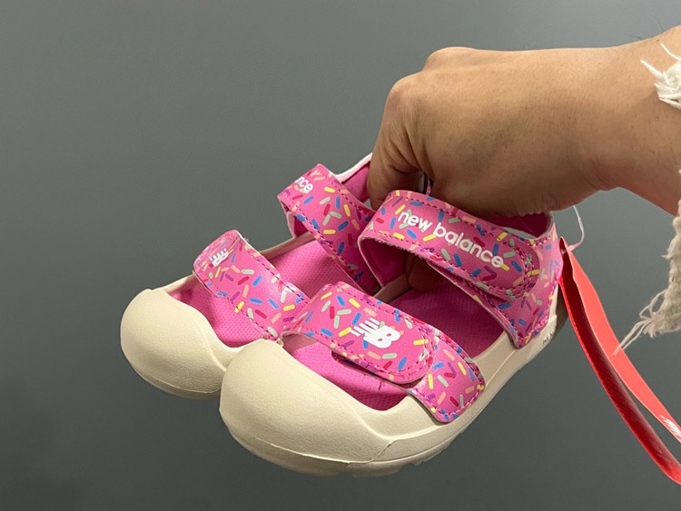 xchan1854's tweet photo. New Balance NB 809 Low-Top Toddler Shoes for Infants and Toddlers #outfit #fypシ゚ #style #fashion

Best spreadsheet: https://t.co/XjildOLuSK https://t.co/Qt84jQu60c