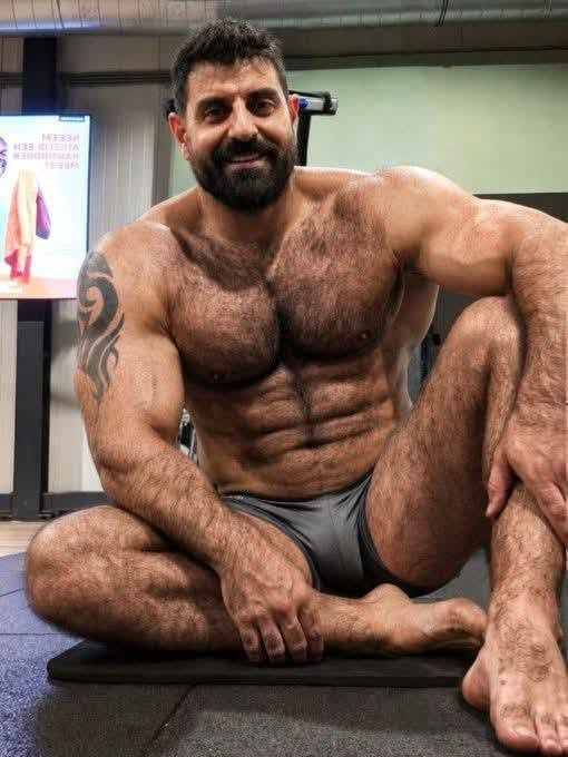 coperodelosdios's tweet photo. #HairyGay #GayDaddy #BearGay #HairyMen https://t.co/O5XOyDo1ev