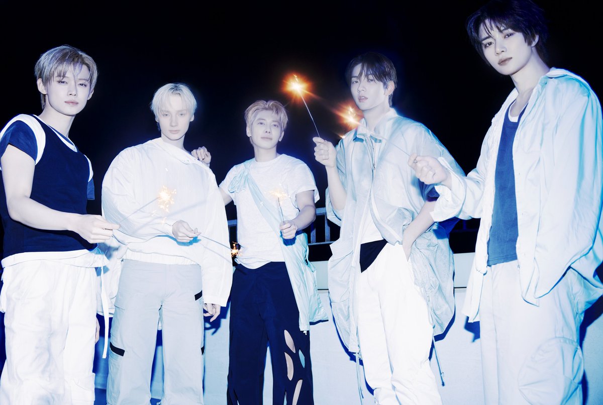 TXTChartData's tweet photo. TXT joins BTS as the only K-pop Boygroup in history to chart a song for at least 3 weeks on Billboard Japan Hot 100 Top 10. https://t.co/xulpIAhJuf