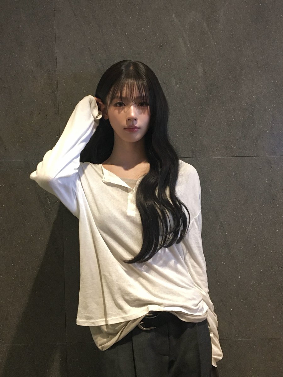 searchmiyeon's tweet photo. MIYEON instagram update. https://t.co/gPt9f7IVKV