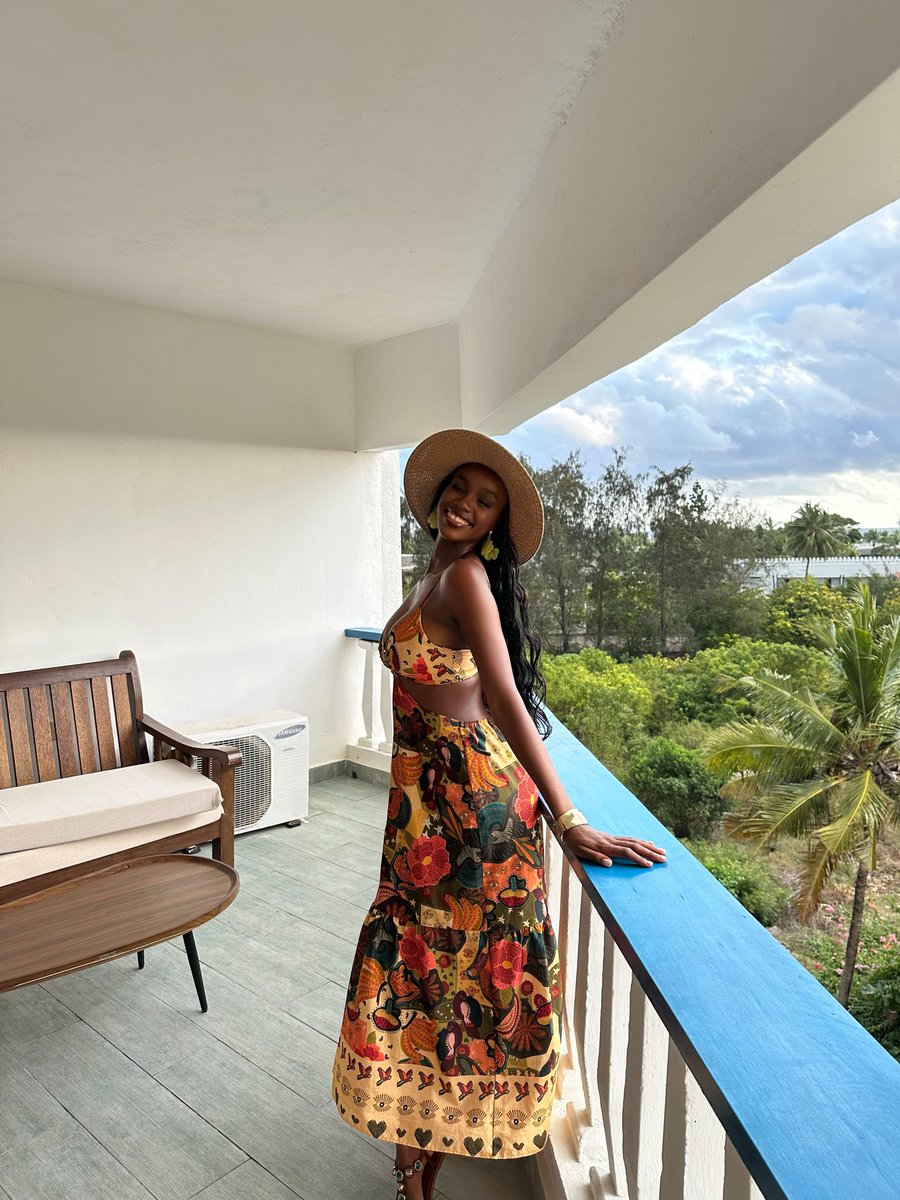 AlmorieE_'s tweet photo. Good morning Diani!
I can’t wait to see you🥹

#MissUganda2026 #MissUgandaAt15
#TrueUgandanBeauty #15YearsOfMissUganda
#TheSearchlsOn https://t.co/jvD08O24dz