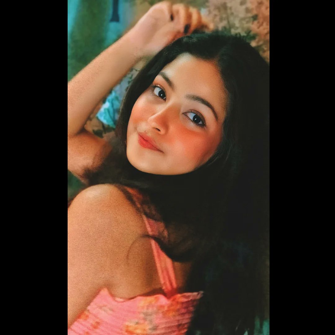 GuadalupeKed0's tweet photo. Beauty radiates from within; I’m glowing. https://t.co/dy3fFrtKWg