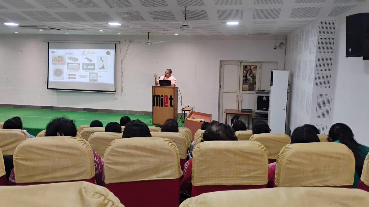 AcicMiet's tweet photo. On 08 September 2026, ACIC MIET Meerut Foundation organised an awareness programme on INSPIRE Award-MANAK 2026–27, engaging school and science teachers to promote student nominations and foster innovation, creativity, and scientific thinking.
@AIMtoInnovate @NITIAayog https://t.co/N9gpphs3dC