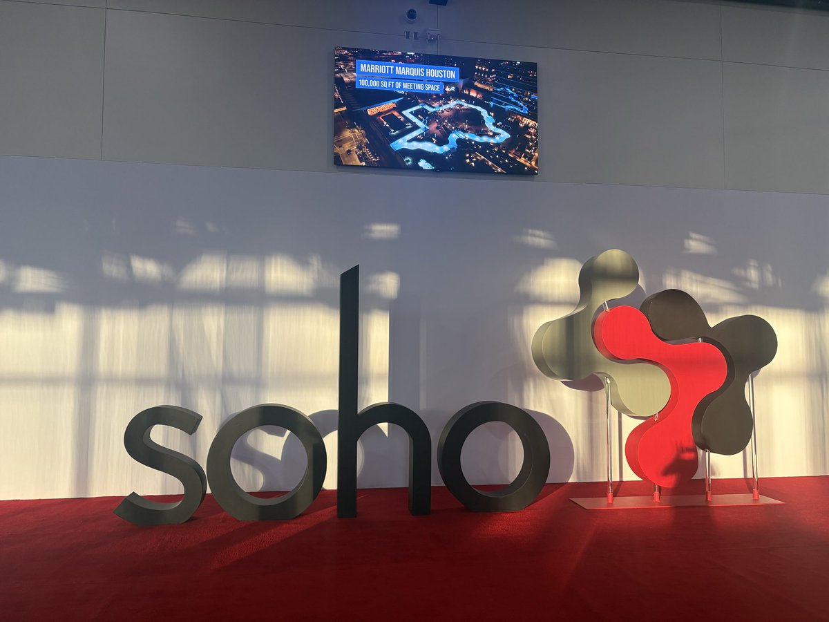FrancescoMaura4's tweet photo. Happy to be in Houston and attend for the first time #SOHO2026! Looking forward to connect with friends and colleagues and present tomorrow our data on myeloma precursor conditions MGUS and SMM. @MSKCancerCenter #mmsm https://t.co/QsAQj5Xhtj