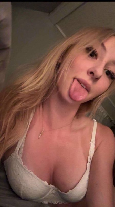 Elligood16's tweet photo. Xoxo https://t.co/Vqsi3sroqb