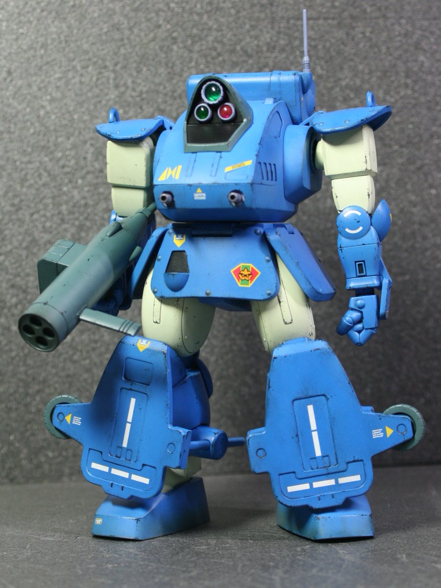 SolticM's tweet photo. ウェーブ 1/35 スナッピングタートル
TV版ではイプシロンが最初に登場したAT。PS用という設定ですが、外観上は量産型のスタンディングタートルと変わらず。
ウェーブのキットはタカラとプロポ－ションが大幅に異なり、マッシブながら足の長い、格好良い（良すぎる？）体型になっています。 https://t.co/a4lNg2zUdN