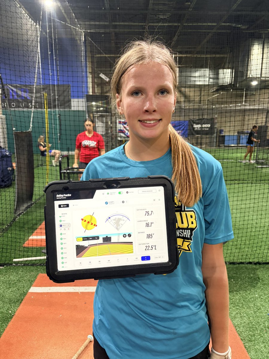 GracelynShippee's tweet photo. It was great to get some hitting reps in with @ejonesrockchalk 
New PR
Top EV: 75 https://t.co/HV5CjEsKH8