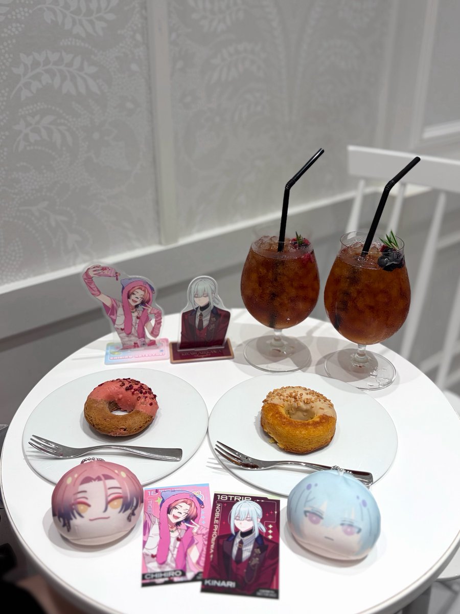 knyzz0's tweet photo. 展示たのしかった( ᖛ ̫ ᖛ )♥️✨ https://t.co/jxpfskJBAF
