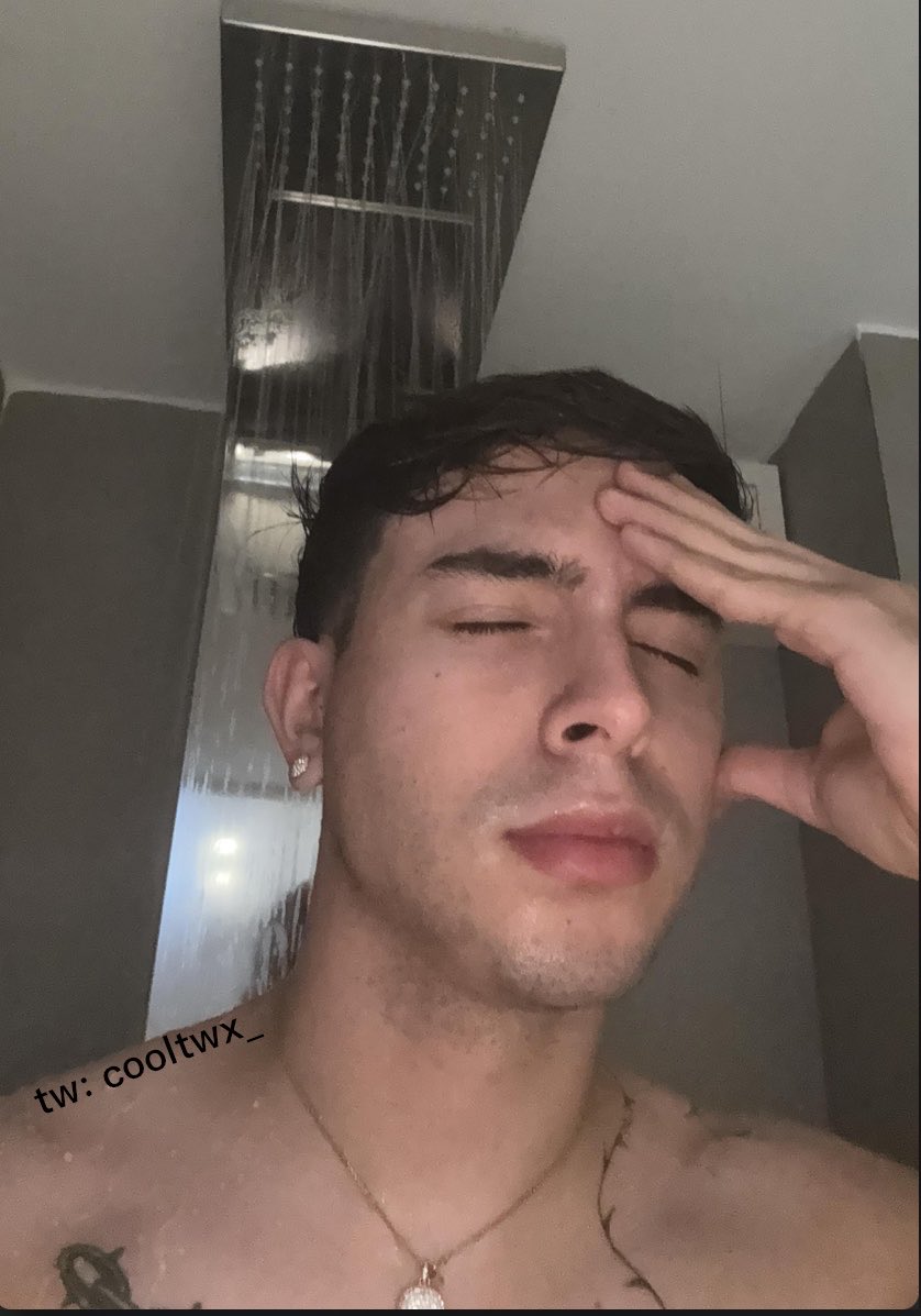 cooltwx_'s tweet photo. a los 150 favs desbloqueamos estas 🔒

#packfiktrado #packdefamosos #rusherking https://t.co/xRrgpmQxDN