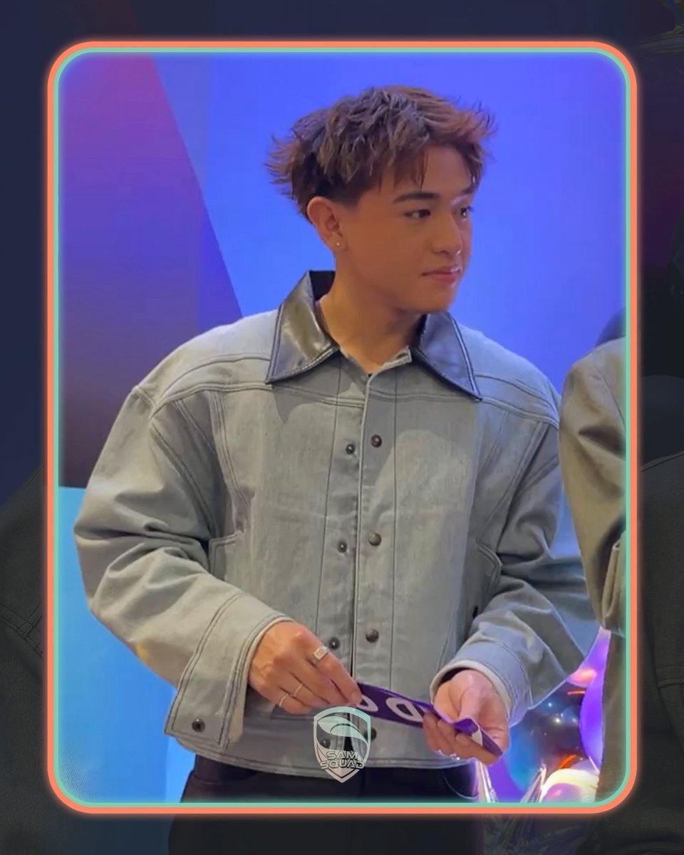 SamSquadOFC's tweet photo. Sam bringing the ultimate visuals at the Vision Festa Manila grand opening 🔥
📸 Source/Screengrab: Raffy, Tin Faller, Vision Festa Manila
#vxon_sam #samsquadofc #vxon #vixies https://t.co/kXT1EEXTOB