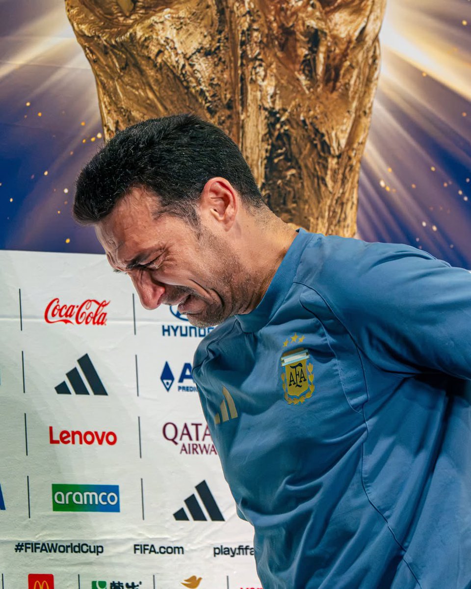 AtaqueFutbolero's tweet photo. ⚠️🇦🇷 SE COMPLICÓ LA RENOVACIÓN DE CONTRATO DE LIONEL SCALONI.

Su vínculo con Argentina se vence en TRES MESES. ⏳

[@GustavoYarroch] https://t.co/opAAx6uY3T