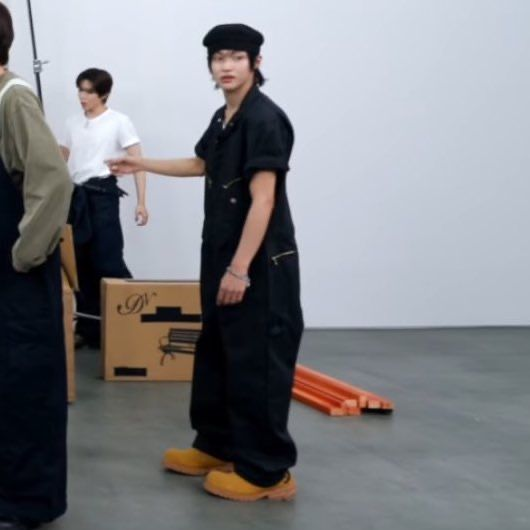 wongirlie's tweet photo. this genre of wonbin... https://t.co/FymXQDoANS