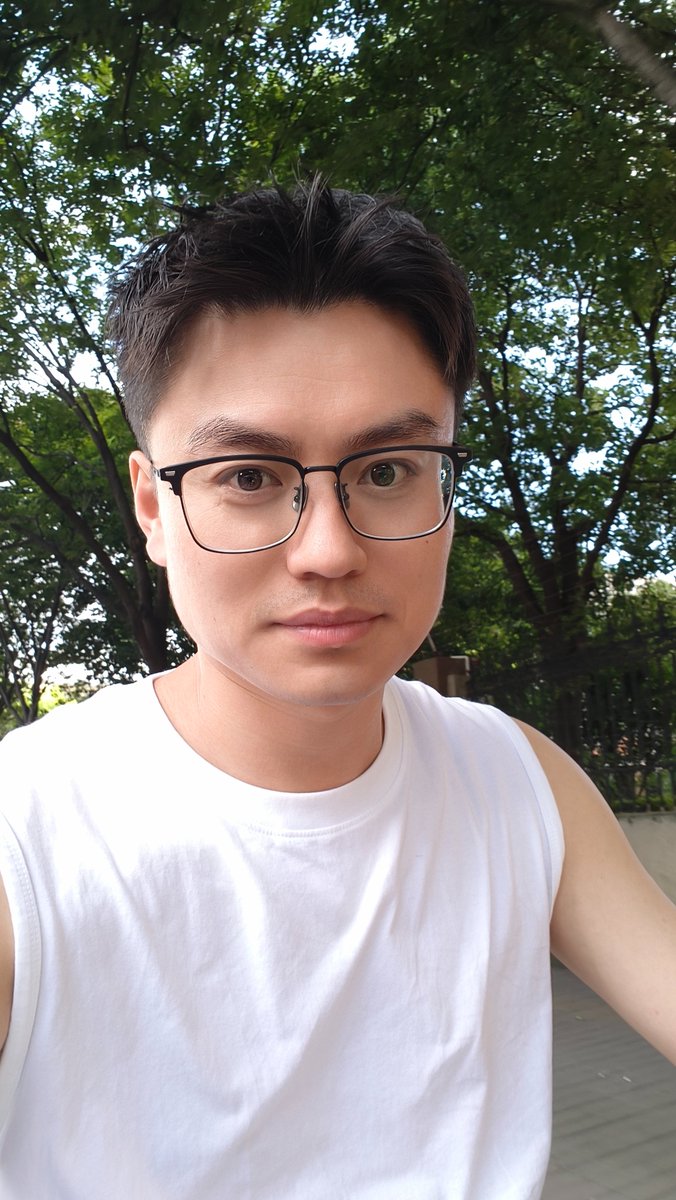 iTheDaybreak's tweet photo. 换个发型 https://t.co/8RTQQaQYtf