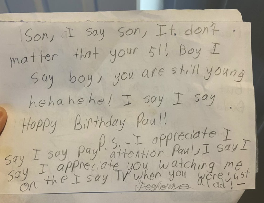 andrealfizz's tweet photo. This birthday card I gave to my dad when I was 11 years old 💀 https://t.co/D8ypMsGuOF