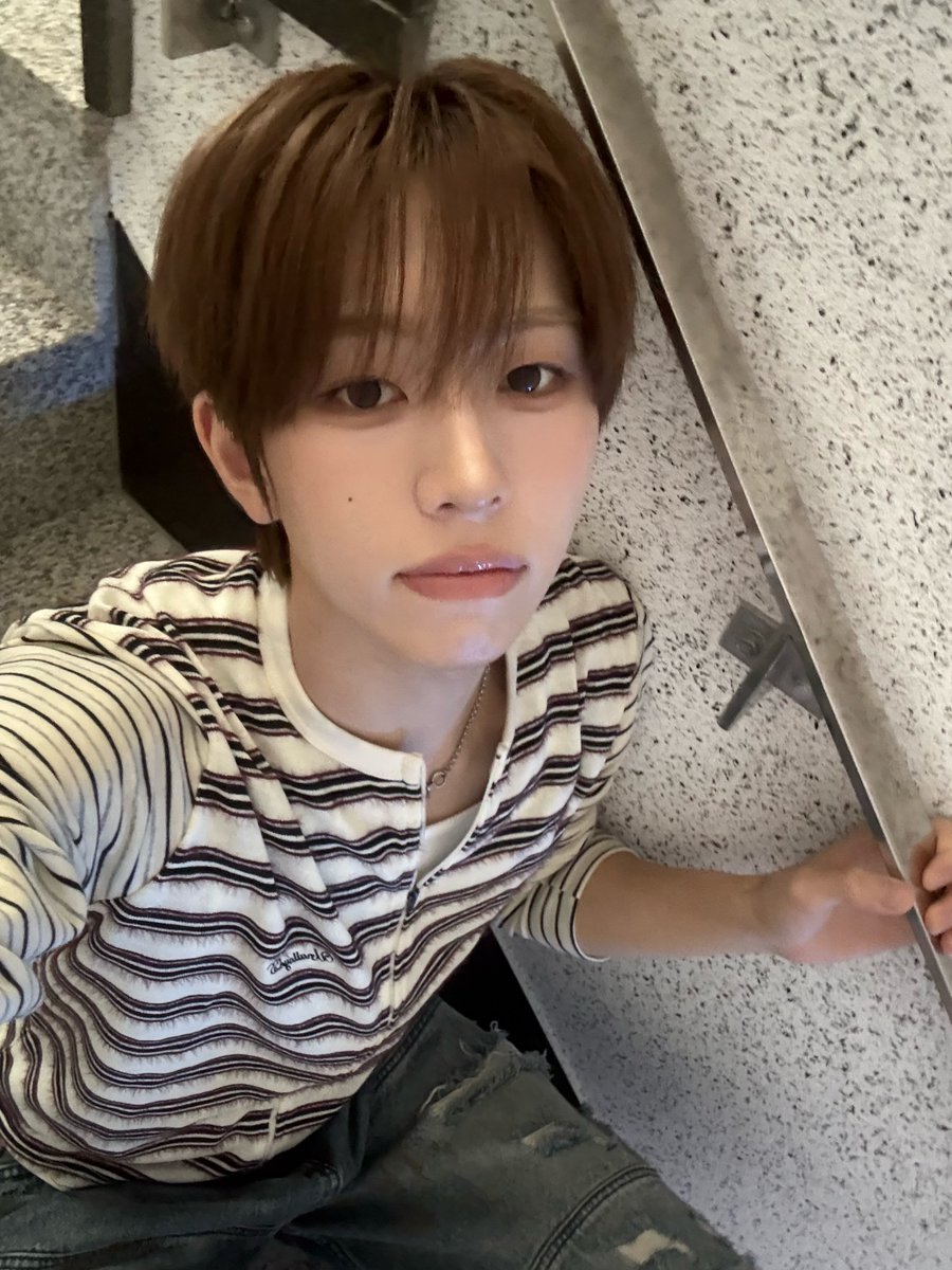 idntt_cosmo's tweet photo. 나랑 끝까지 같이 있자

#idntt #아이덴티티
#yesweare #박누리 #parknuri https://t.co/84xarU0KnB