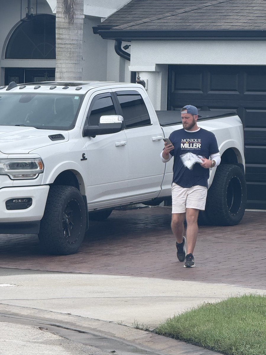 SpaceCoastYR's tweet photo. Tyler and Brady hitting doors well into the triple digits all across West Melbourne today. This is how you win! 👊🚪 https://t.co/EWOCmj7PFq