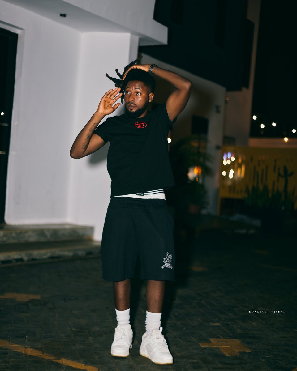 connect_visual's tweet photo. No occasion. No pressure. Just a moment worth capturing. 🤎📸
Would you book a shoot like this? 👇
🎥📸@connect_visual_shots
#connect_visual #LifestylePhotography #Portraits #Photoshoot https://t.co/ythDcYS4Zg