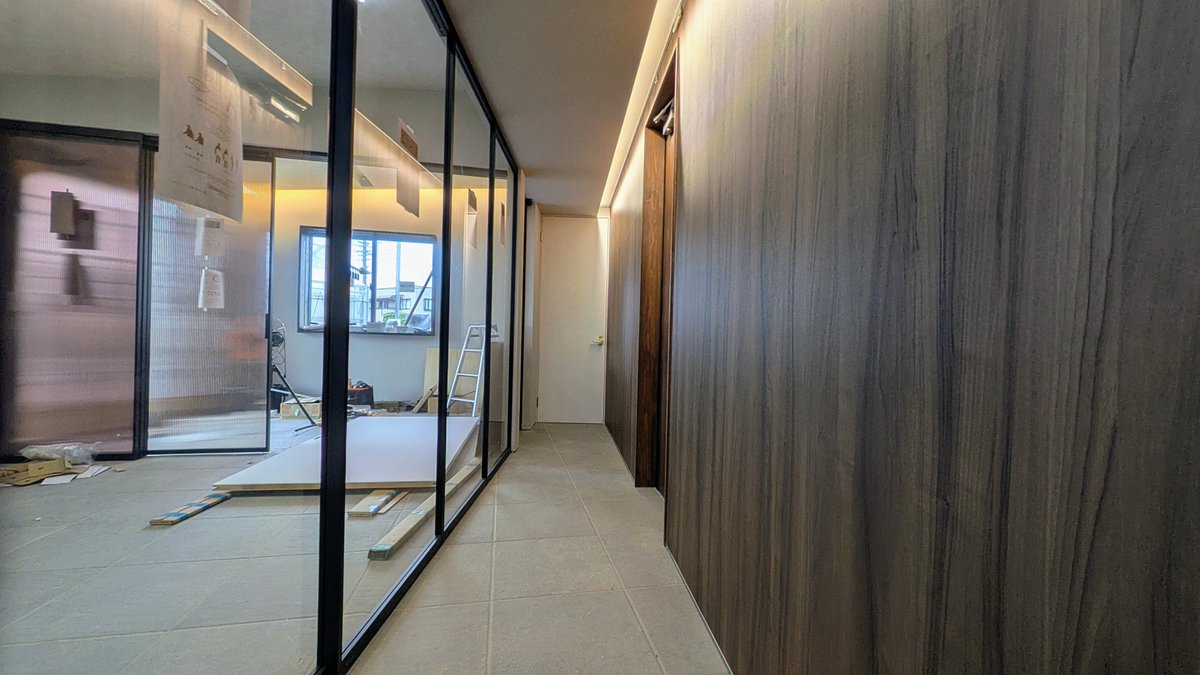 wkenkou's tweet photo. 建設会社のオフィス
もう少し

設計 bambooj建築設計事務所
         +考房建築設計事務所

#木造施設建築
#オフィス
#こだわり
#質感
#渡辺建工 https://t.co/E6HGiQXmmS