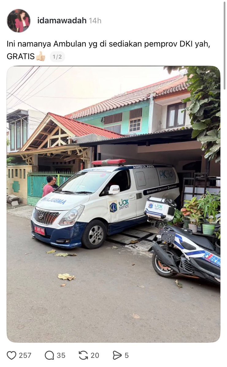 LambeSahamjja's tweet photo. sebuah previlege warga dki:
- bisa dapat ambulan gratis dari pemprov
- namanya jaksehat
- yang di buat anies tahun 2022 https://t.co/pQOjlZ95xL