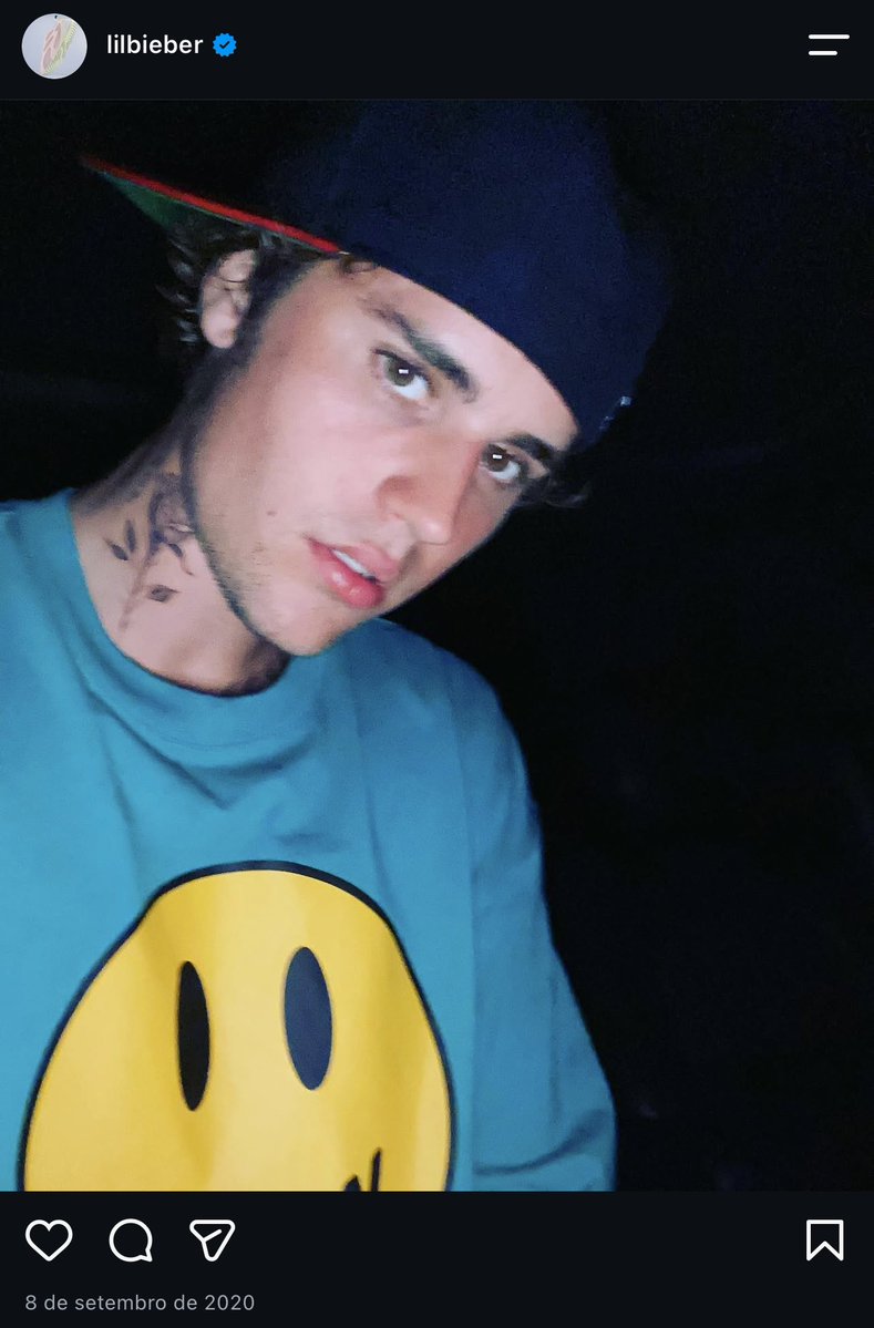 conexaobbr's tweet photo. Há 6 anos, Justin Bieber revelava sua nova tatuagem de rosa no pescoço, feita por Dr. Woo. 🌹

Essa entrou para a lista de melhores tattoos dele ou não? 👀 https://t.co/jPPKFGOgFl