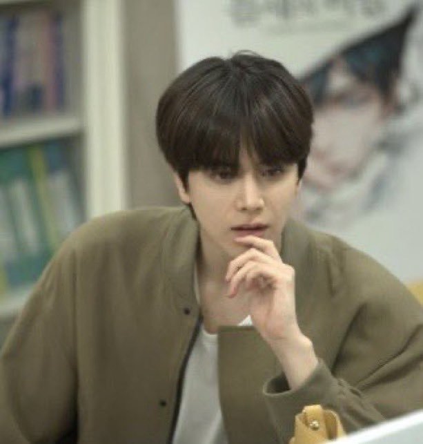 KYH_Global's tweet photo. Younghoon <Love and WiFi in the Palace> #러브WiFi궁 Drama Previews

#더보이즈 #영훈 #THEBOYZ #YOUNGHOON #더보이즈영훈  🍞 https://t.co/PwPpwtKb5O