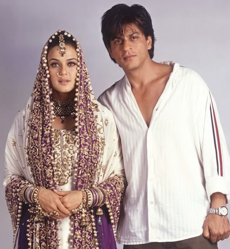 iamharryghai's tweet photo. Shahrukh Khan and @realpreityzinta looking so pretty. 

All ❤️’s https://t.co/tyDeEtF49J