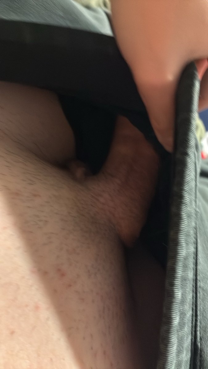 jodzly's tweet photo. IM SO FUCKING HORNY HELP https://t.co/1p5hcVOgYF