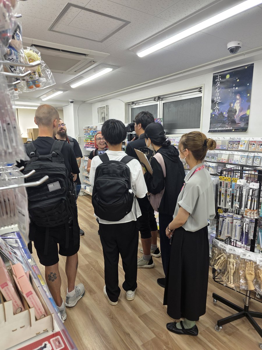 samshak3r's tweet photo. This time I GANKED Tokyo tv. Literally the same guys that interviewed me at the airport. https://t.co/gxzmYXsOxG