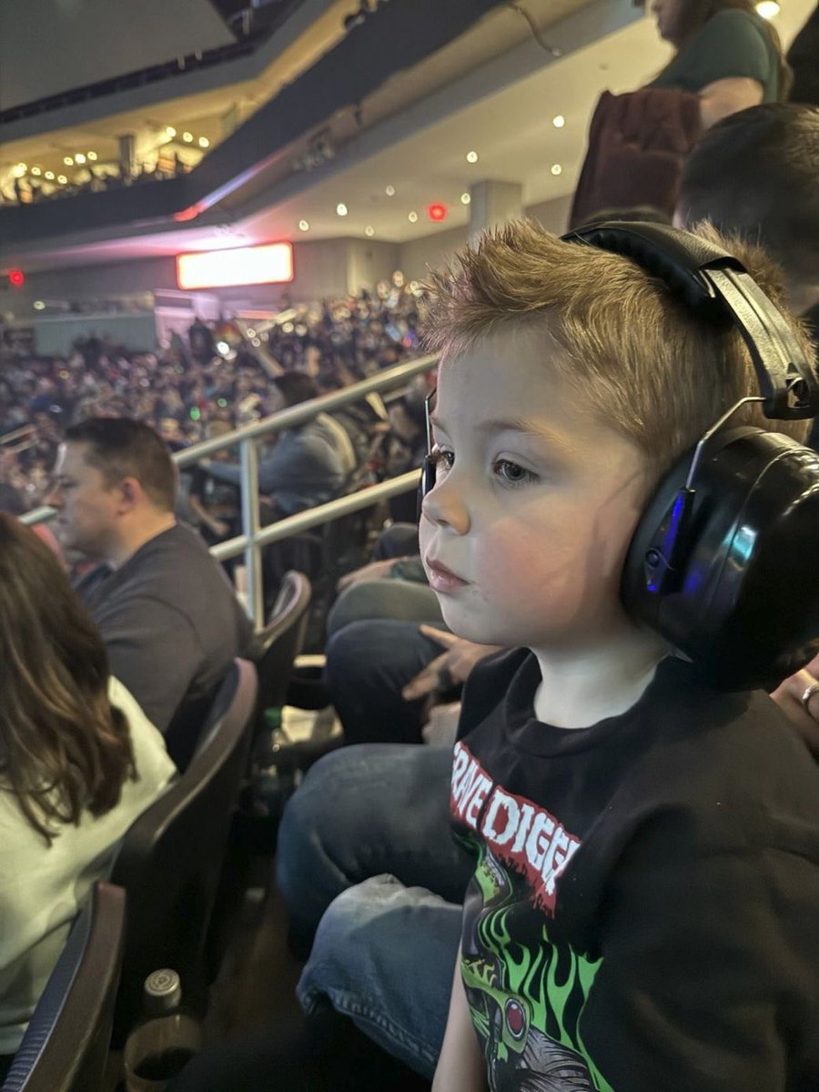Elonmmchat's tweet photo. Be honest: Do you love Lil X?

A. Yes, absolutely ❤️
B. Of course 😊
C. A little bit 😍
D. Not really 🤔 https://t.co/ONXb4XIXX0